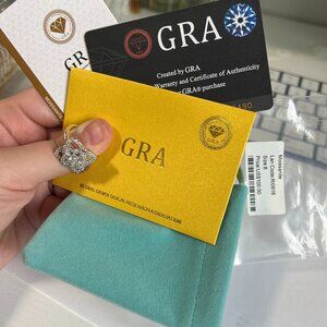 Moissanite Ring - Size 8 - Top Spins